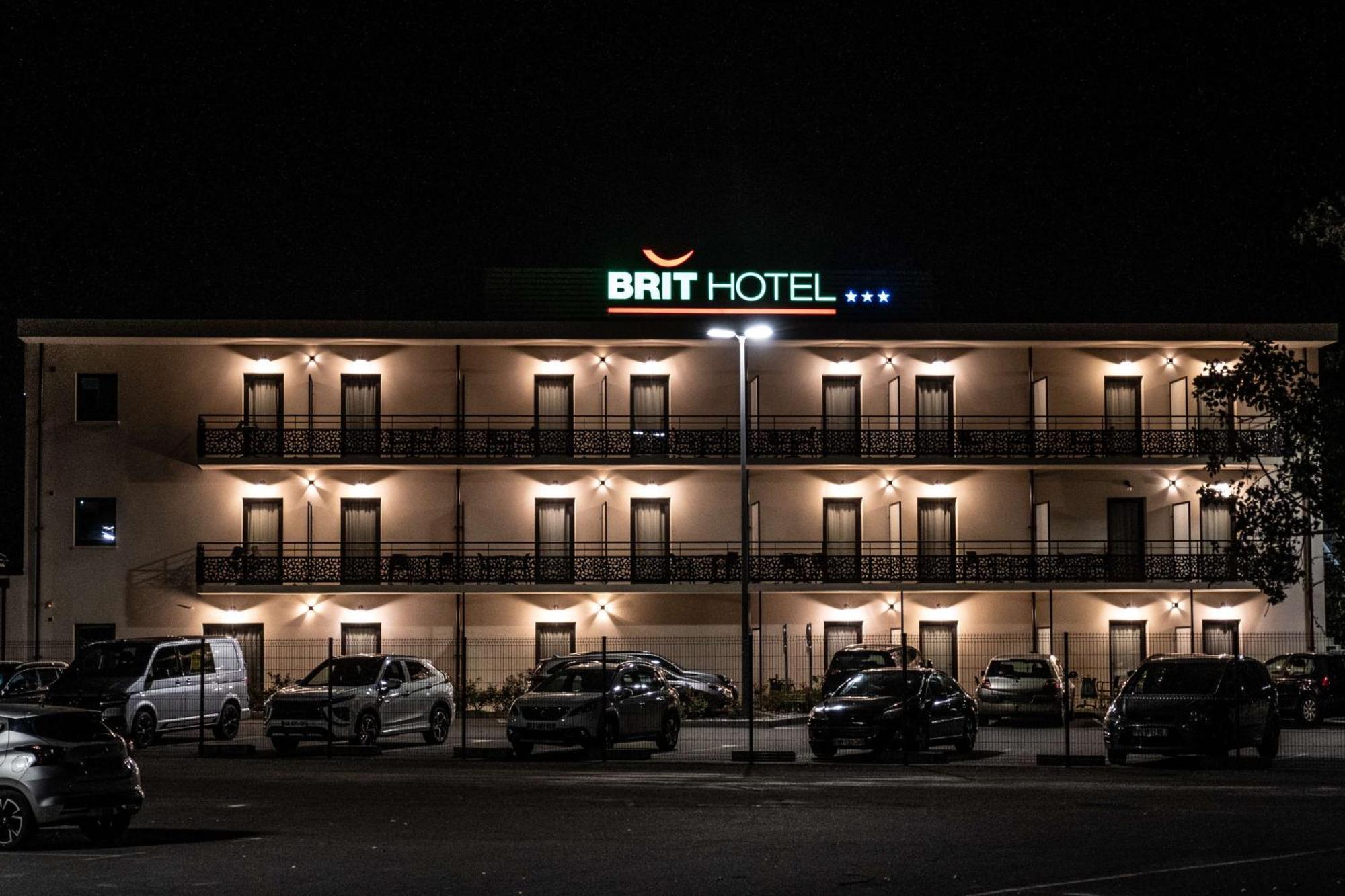 Brit Hotel Privilege Figeac Exterior foto